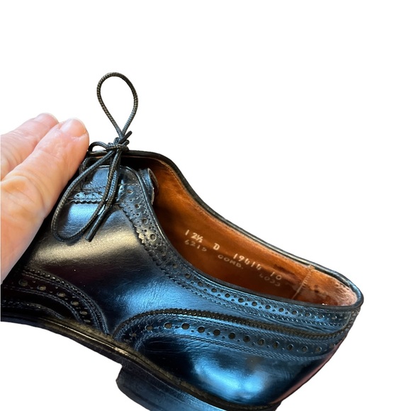 Allen Edmonds McAllister black wingtip Oxford brogue lace up shoes, size 12.5D - Picture 2 of 11